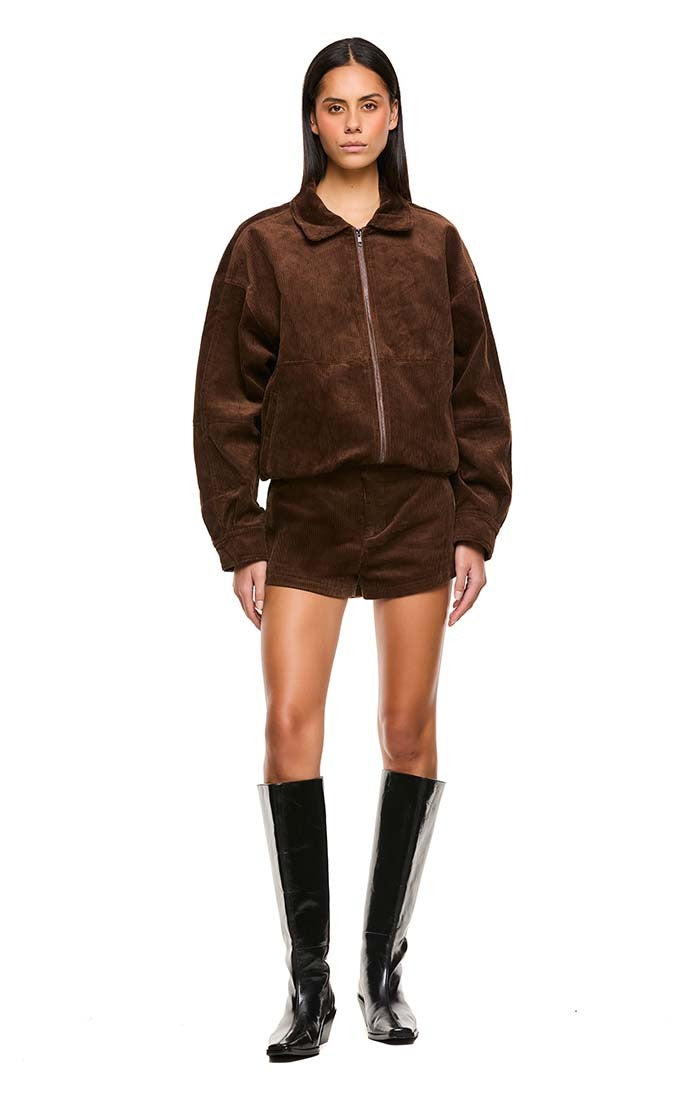 THE JUDE CORD SHORT | MODEL