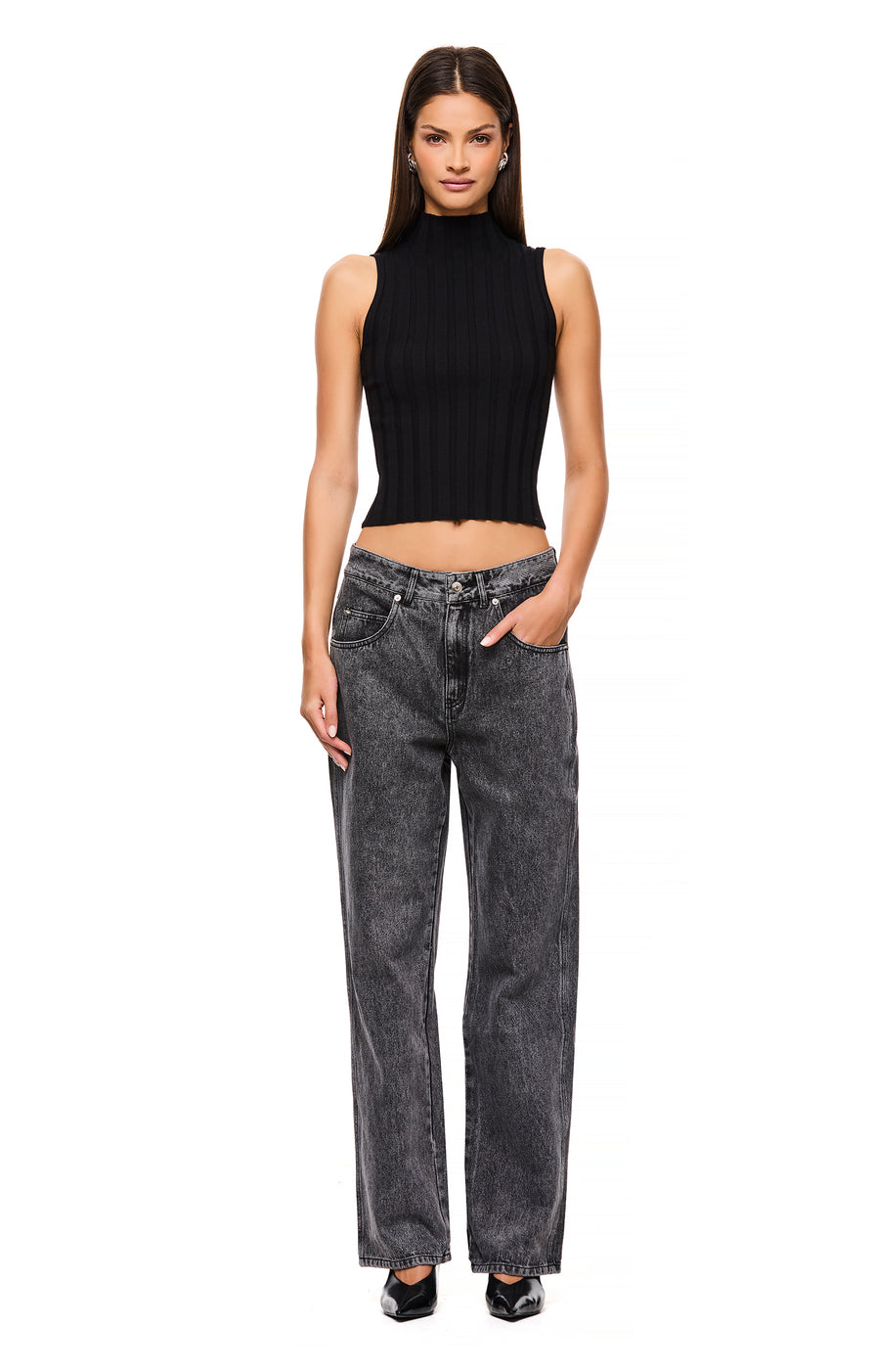 THE XAVIER GREY JEAN | model