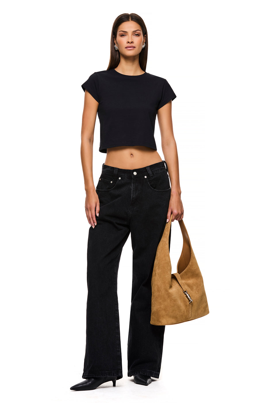THE PIPER HONEY SUEDE BAG | model