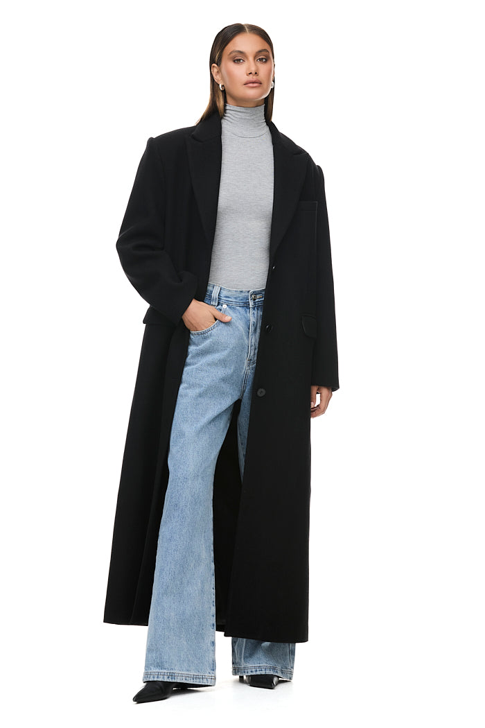 OTB_APRIL MAY_14_THE ISLA COAT BLACK_0861_1098px ONLINE STORE SIZEjpg