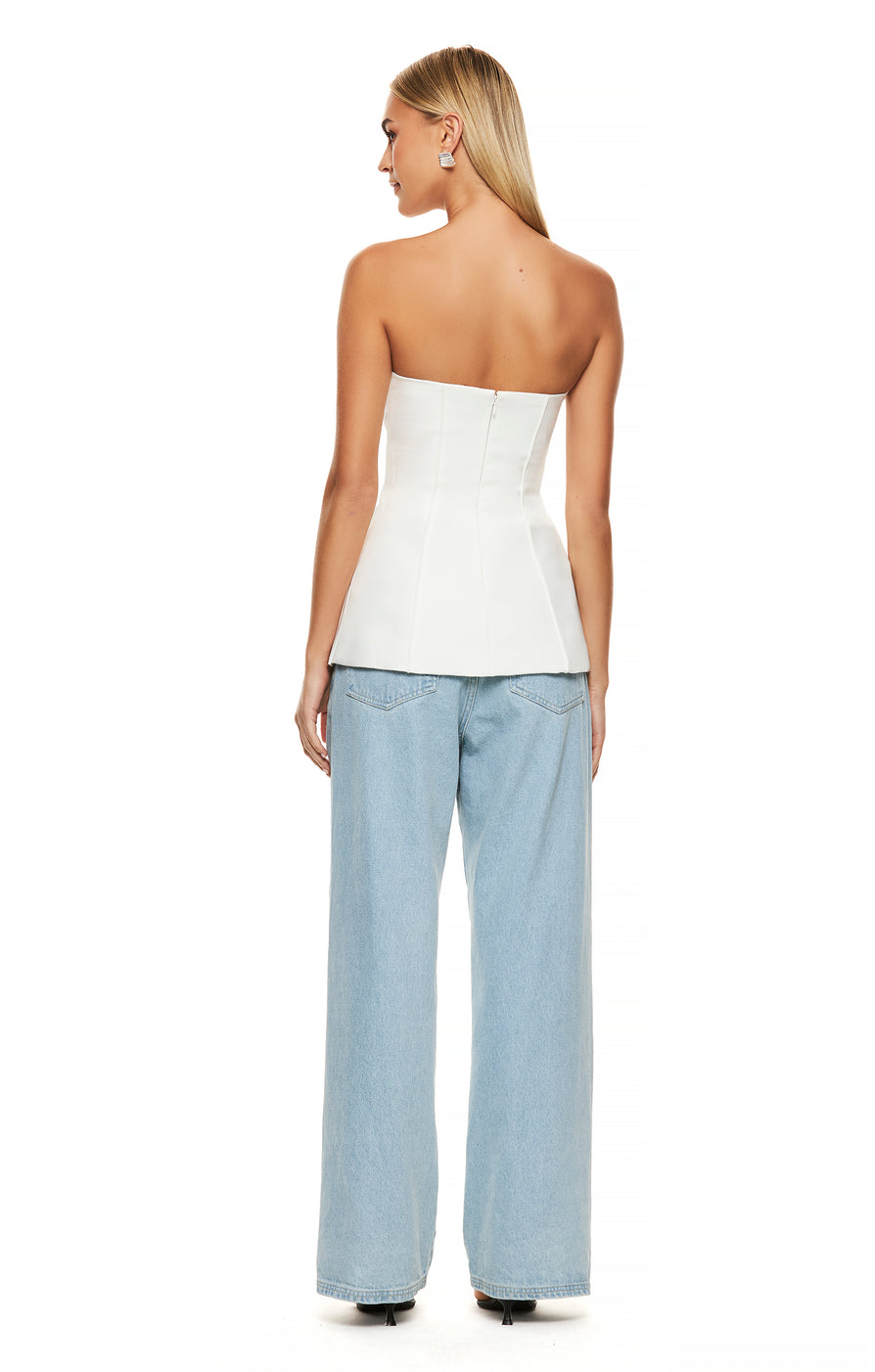 THE REMY WHITE STRAPLESS TOP | model