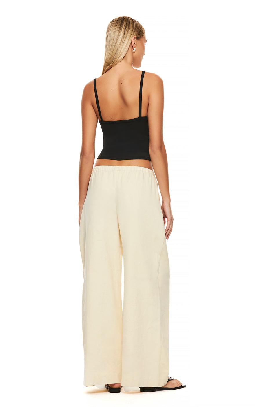 THE ENZO OAT PANT | model