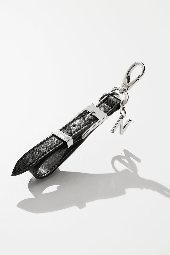 THE LONDON SILVER KEYCHAIN