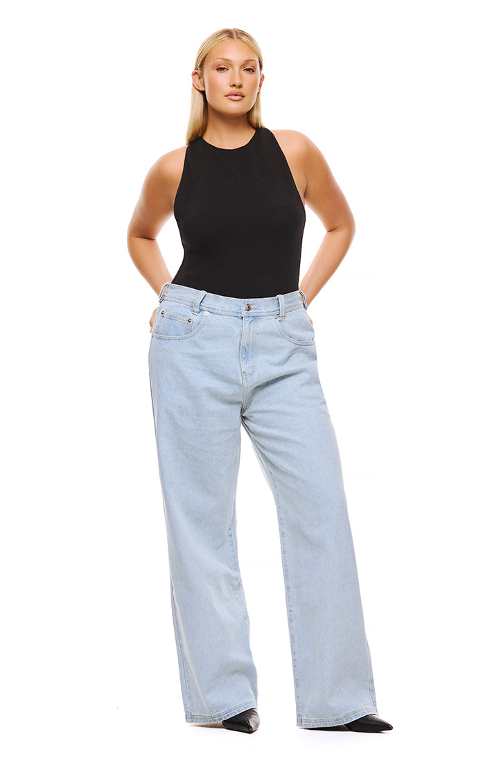 THE MAXWELL LIGHT BLUE JEAN  model