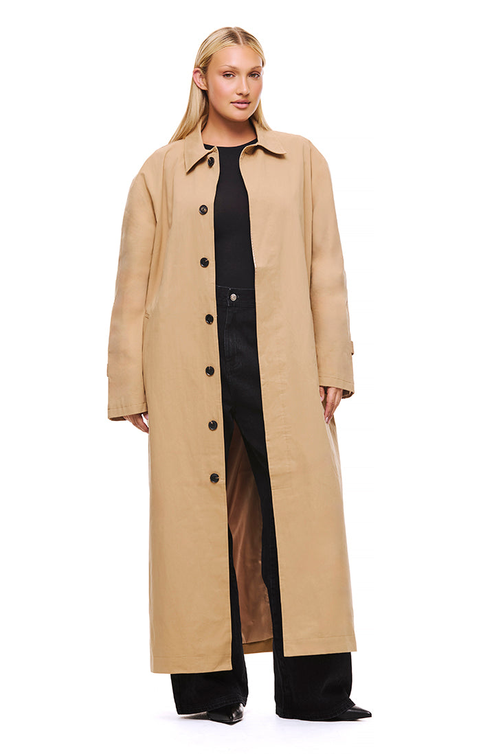THE MONTAGUE SAND TRENCH COAT | model