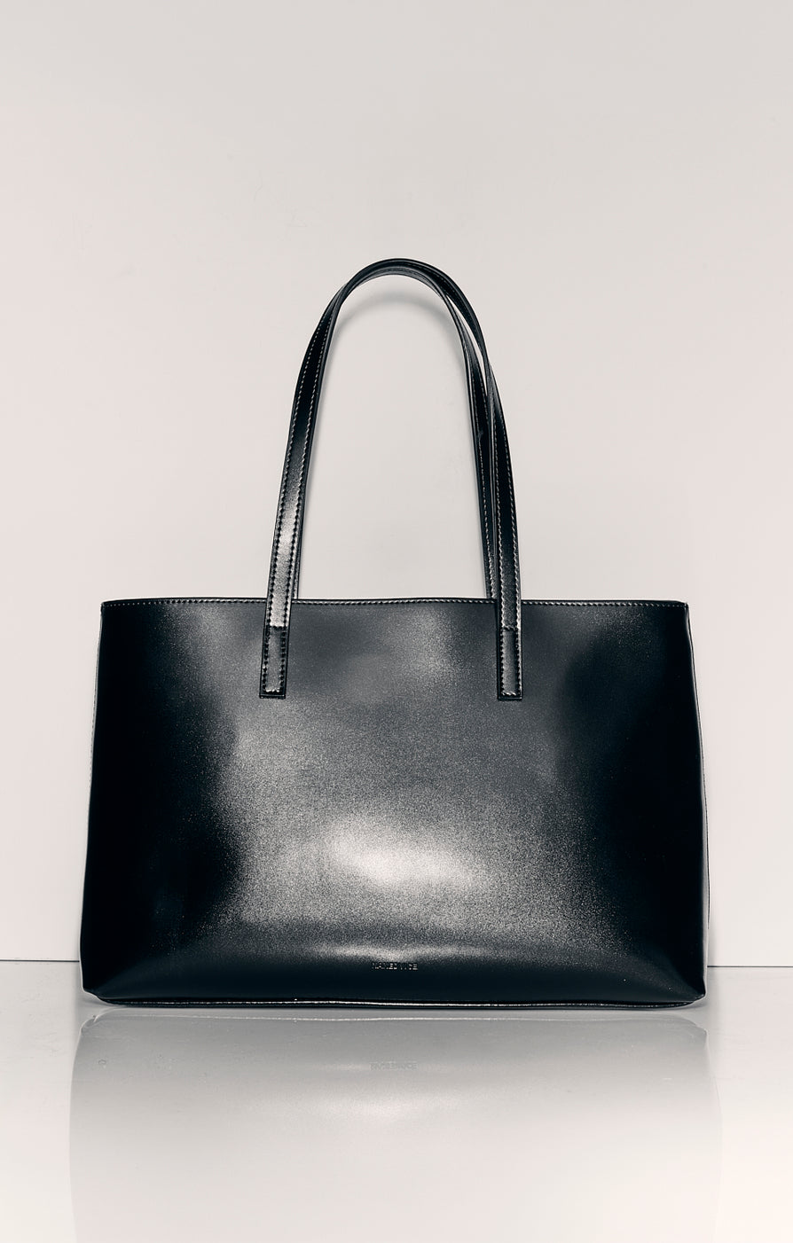 THE PEARCE BLACK TOTE | LIFESTYLE