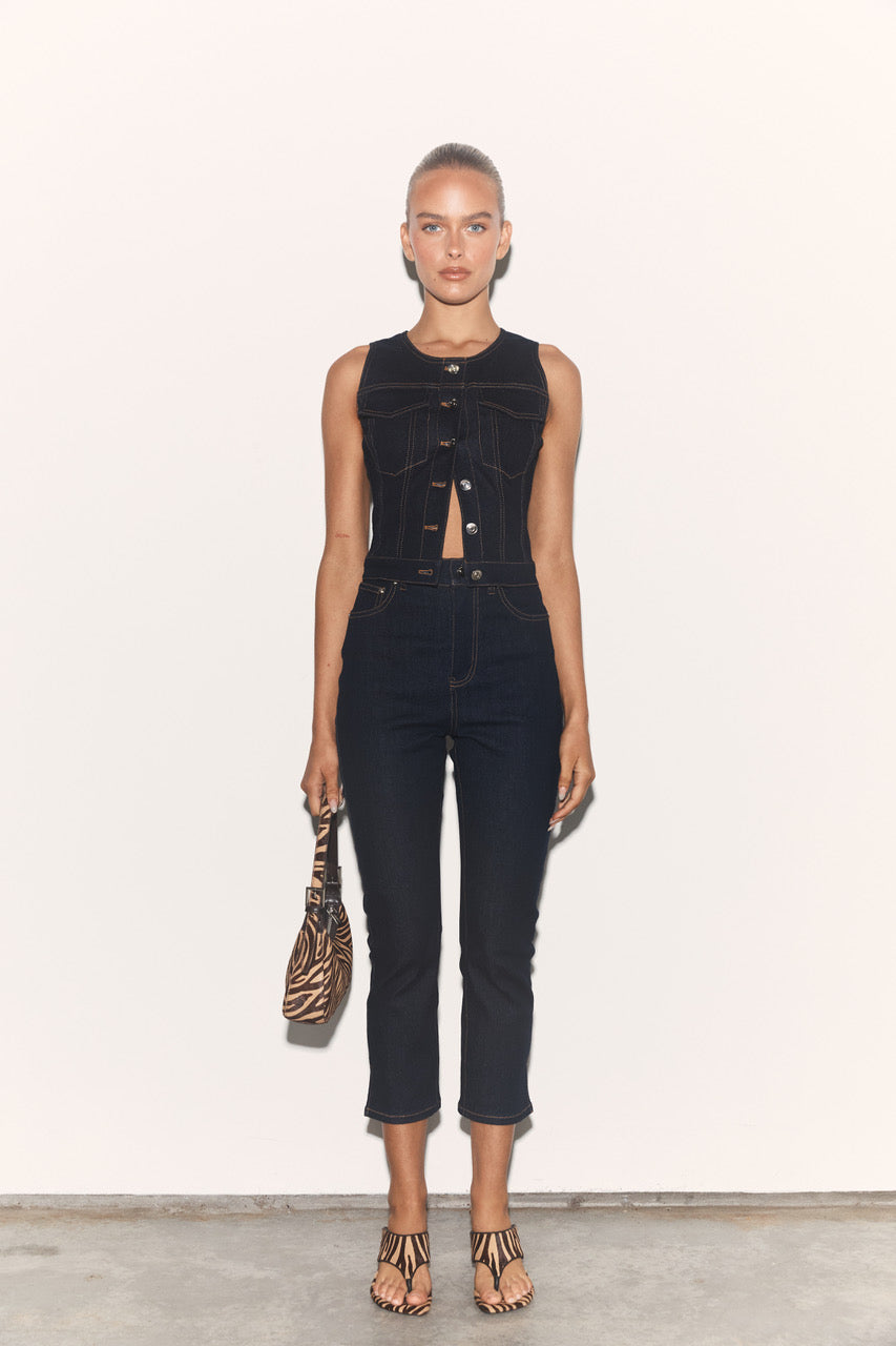 THE RINA DARK BLUE VEST | model