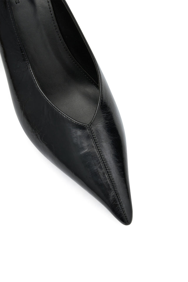 THE HILTON BLACK HEEL