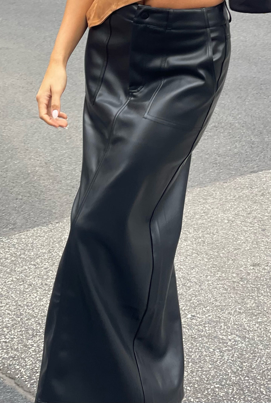 THE LENNOX SKIRT | lifestyle