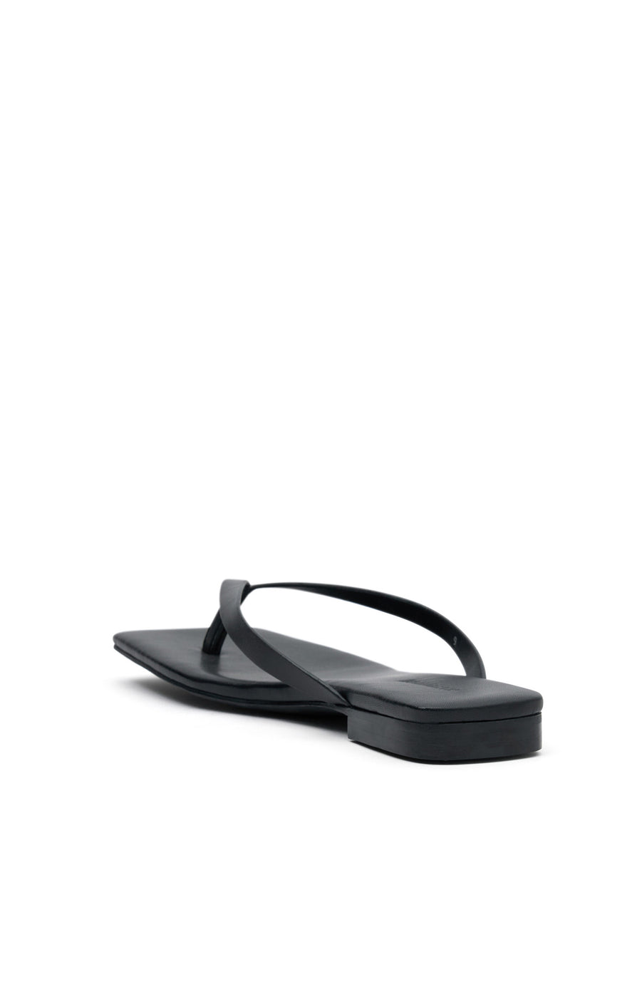 THE ISOLA BLACK THONG | ghost