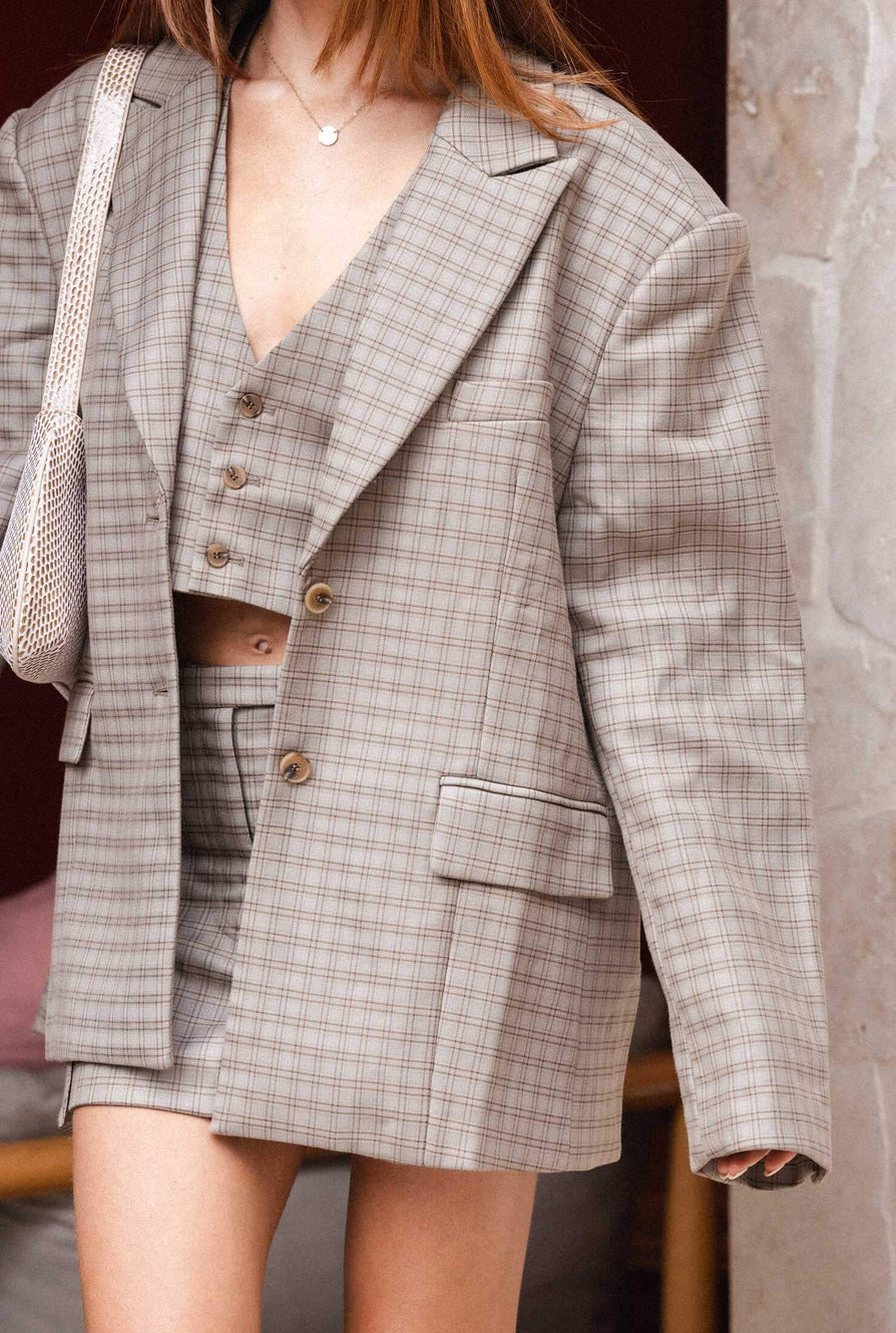 THE CARMEN VEST CHECK | lifestyle