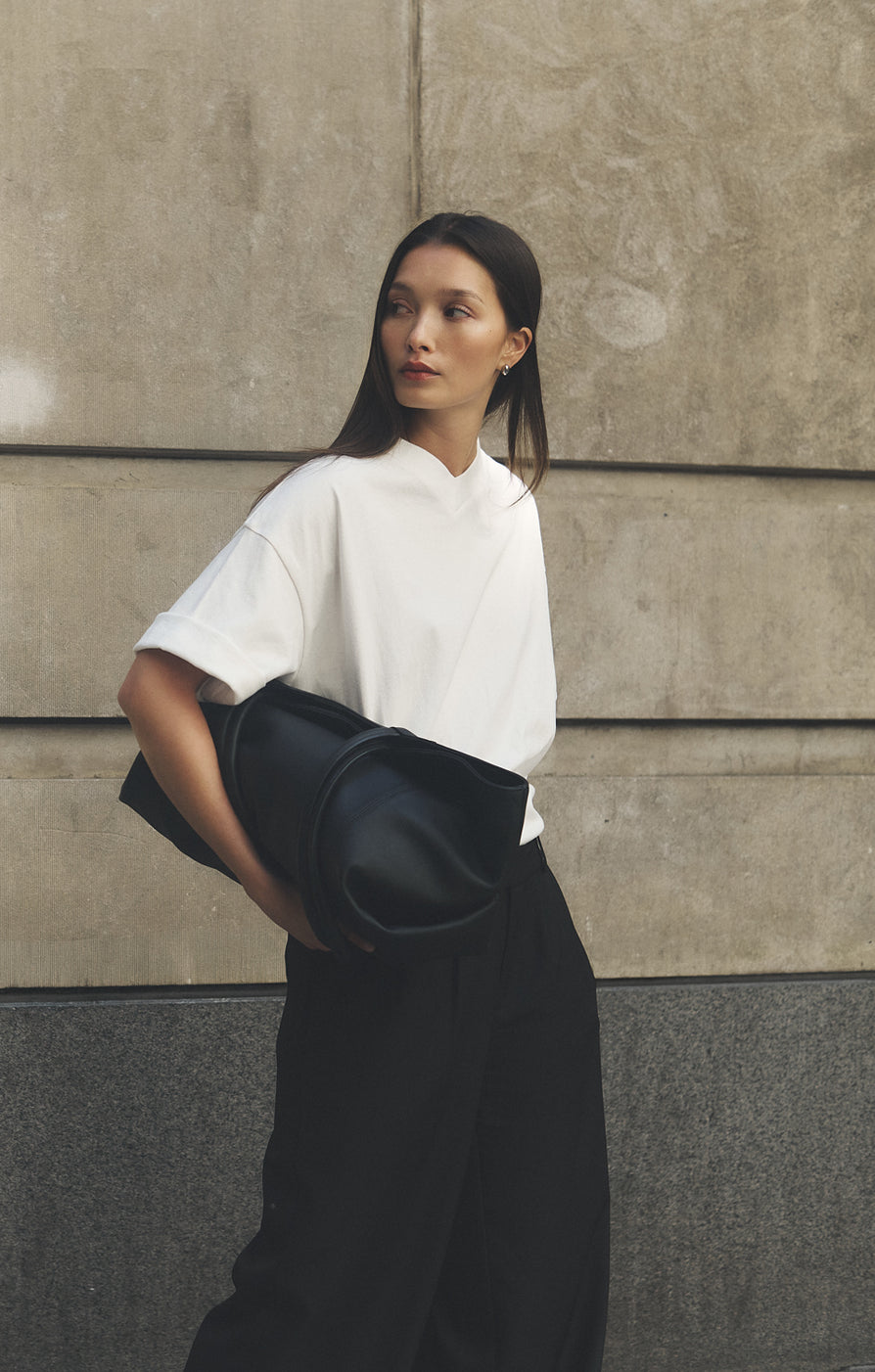 THE ALEX WHITE V-NECK TEE | CAMPAIGN