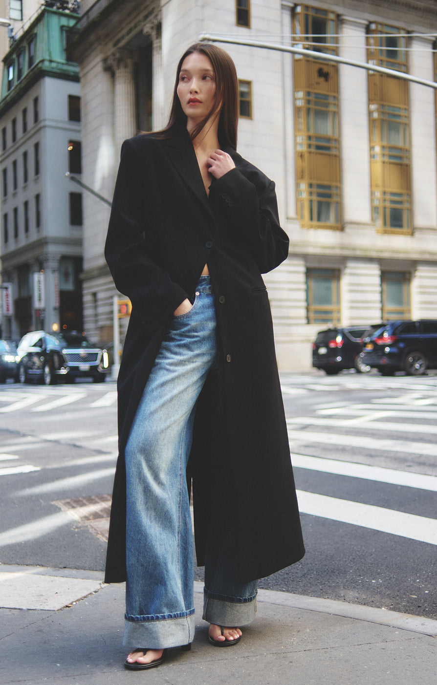 THE ISLA BLACK BLAZER COAT | CAMPAIGN