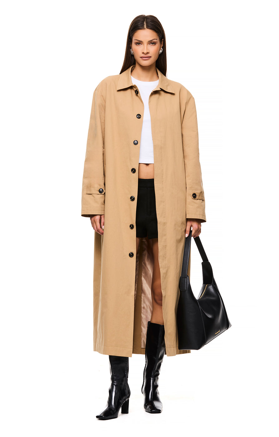 THE MONTAGUE SAND TRENCH COAT | model