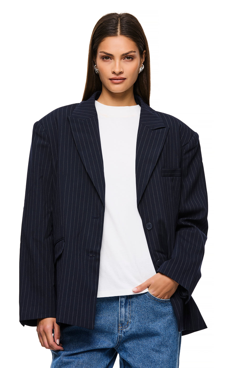 THE ISLA NAVY PINSTRIPE BLAZER | model