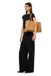 THE PRESLEY HONEY TOTE | model