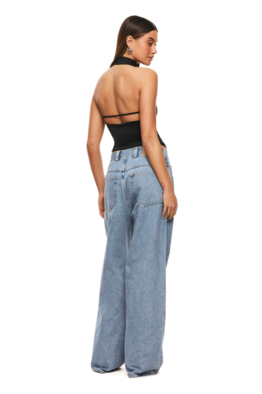 THE CANDICE BLACK TOP | model