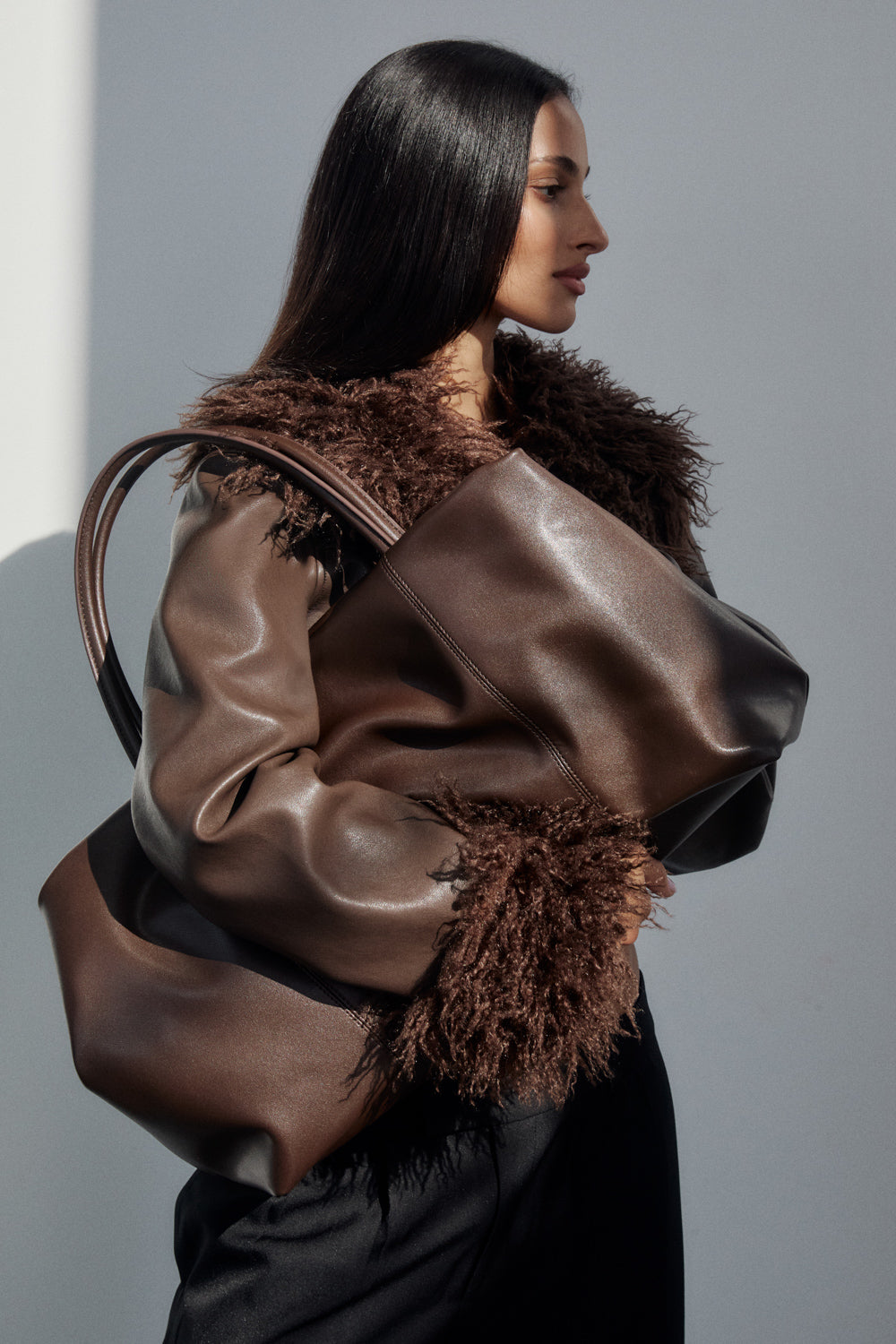 NAKED VICE ショルダーバック The Zoe Black Gold by Nakedvice Online | THE ICONIC | Australia