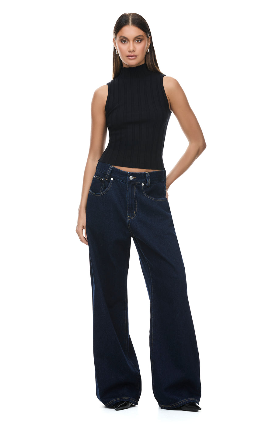 THE MAXWELL DARK INDIGO JEAN | model