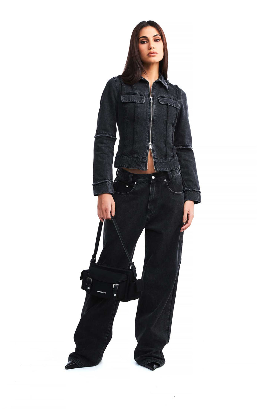 THE KINSEY JACKET BLACK DENIM | model