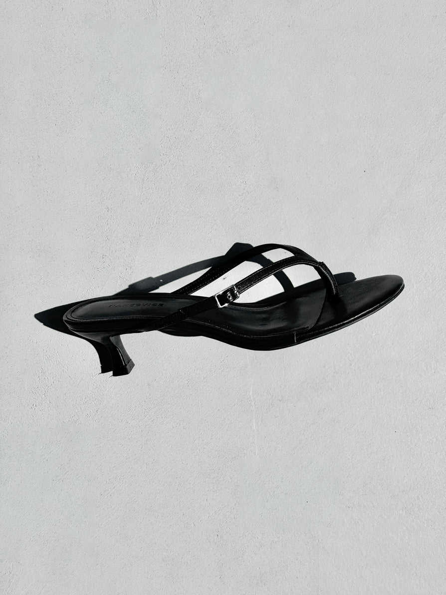 THE TAYLA BLACK HEEL | social