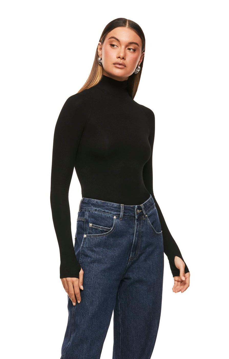 THE TULSA BLACK TURTLENECK TOP | model