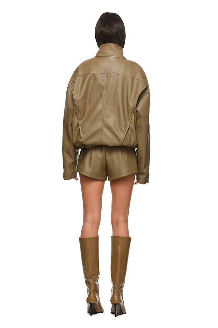 THE ANIKA AGAVE SHORT | MODEL