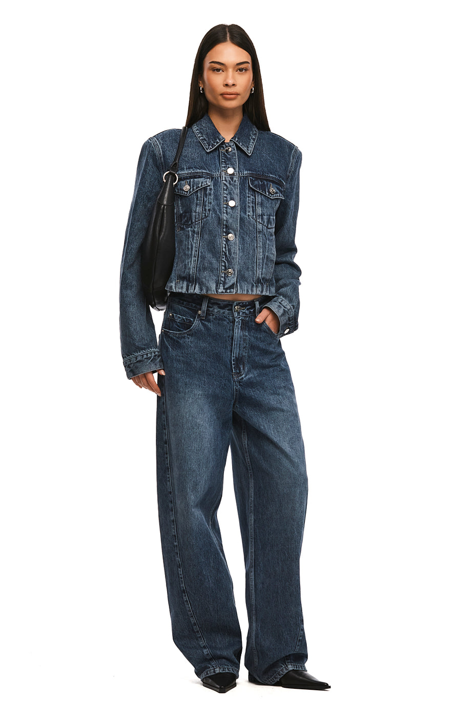 THE BAXTER WASHED INDIGO JEAN | MODEL