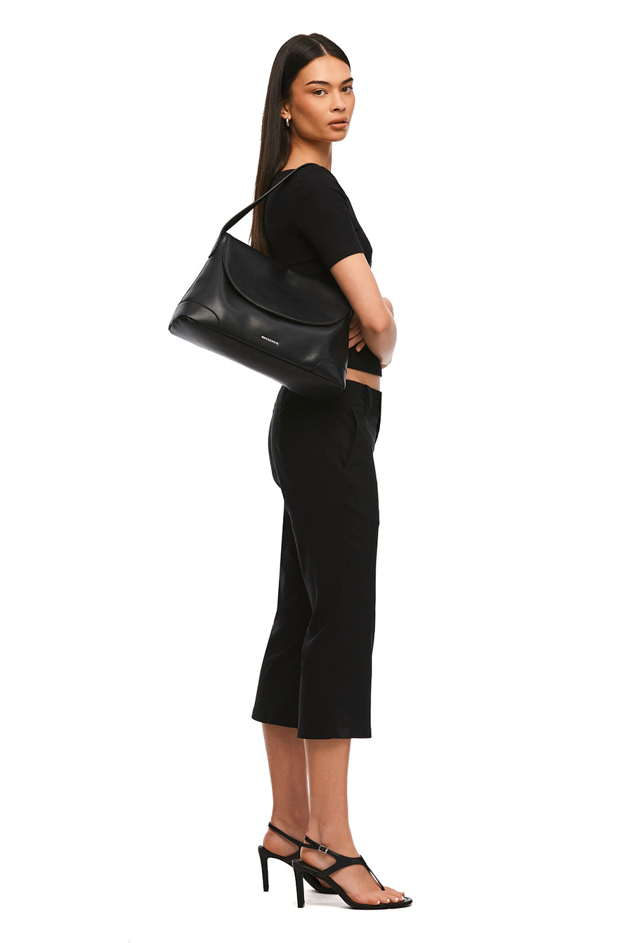 THE BOBBIE BLACK TOP | MODEL