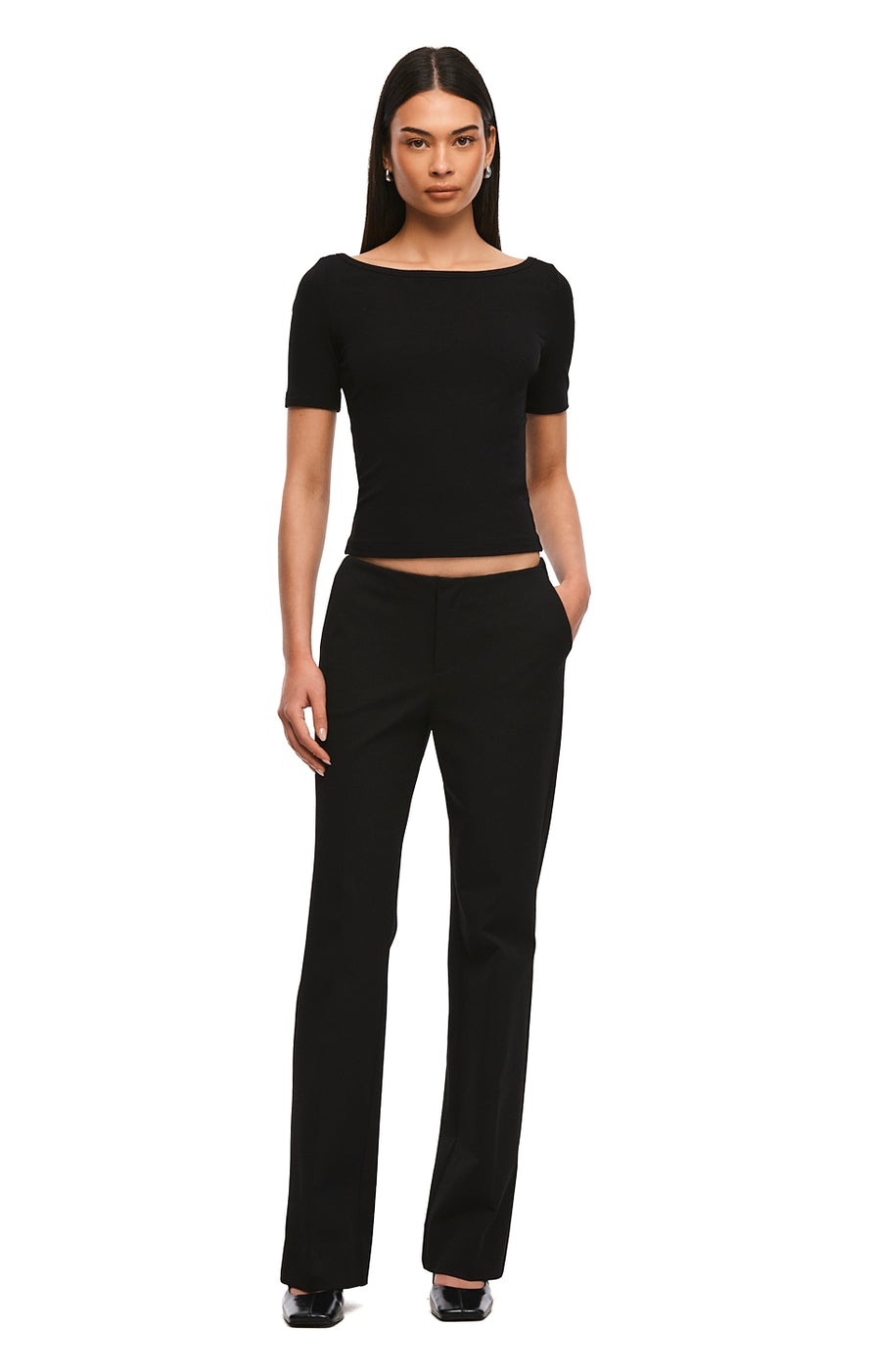 THE EFFIE BLACK PANT | MODEL