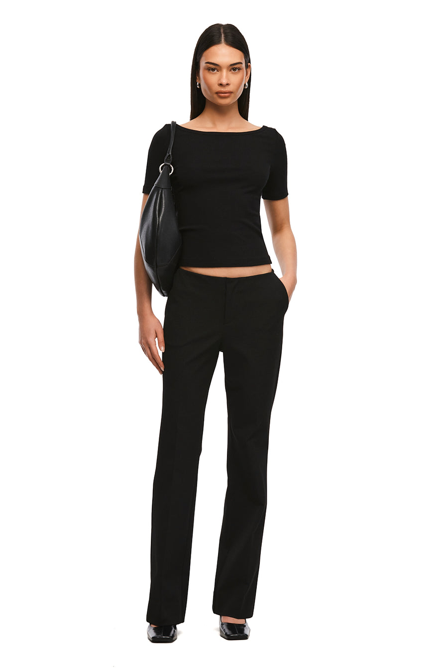 THE BOBBIE BLACK TOP | MODEL