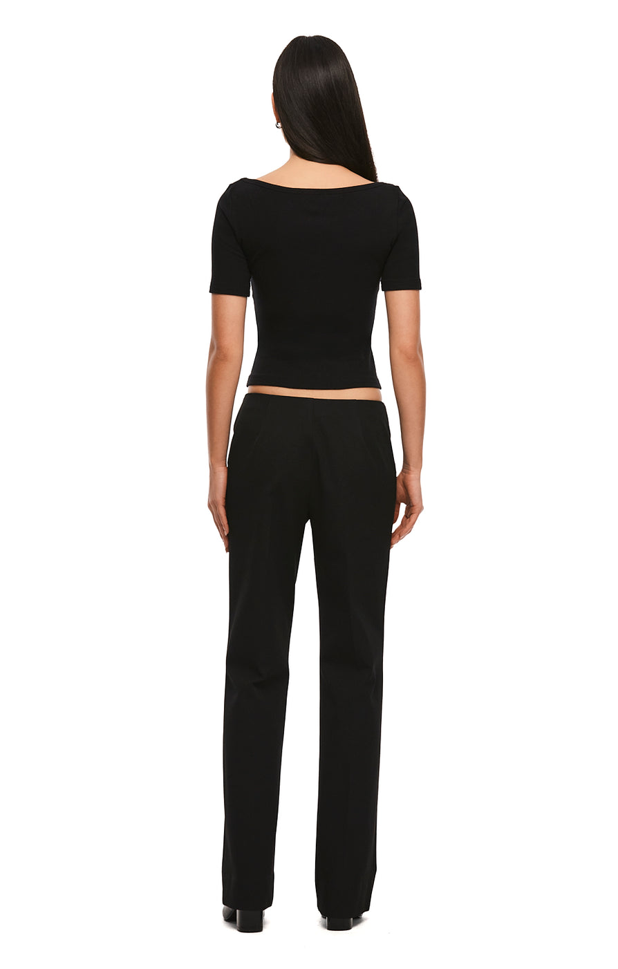 THE EFFIE BLACK PANT | MODEL