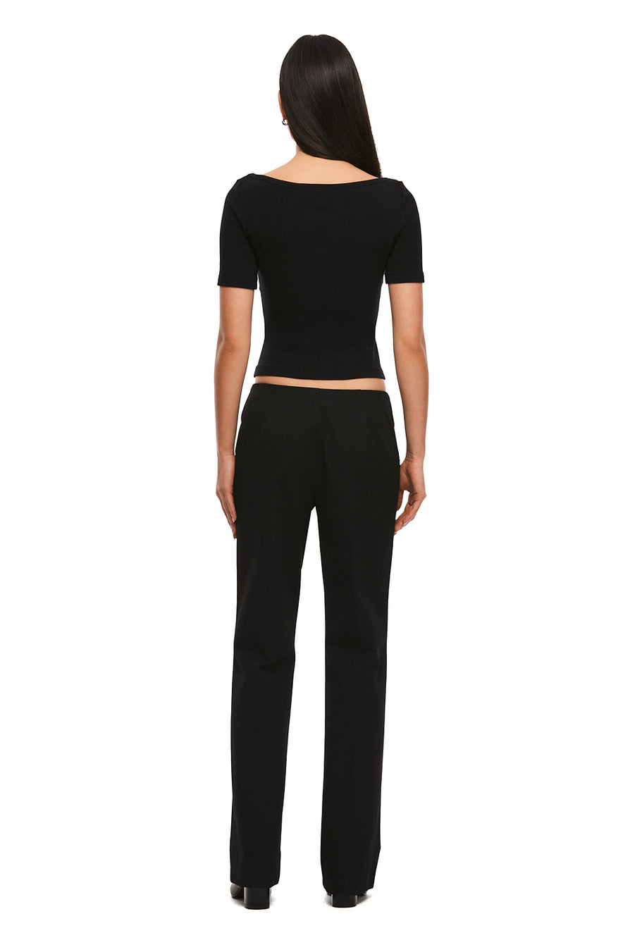 THE EFFIE BLACK PANT | MODEL