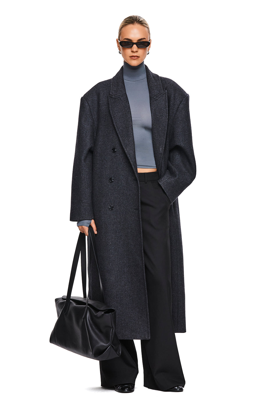 THE BOSTON GREY COAT | MODEL