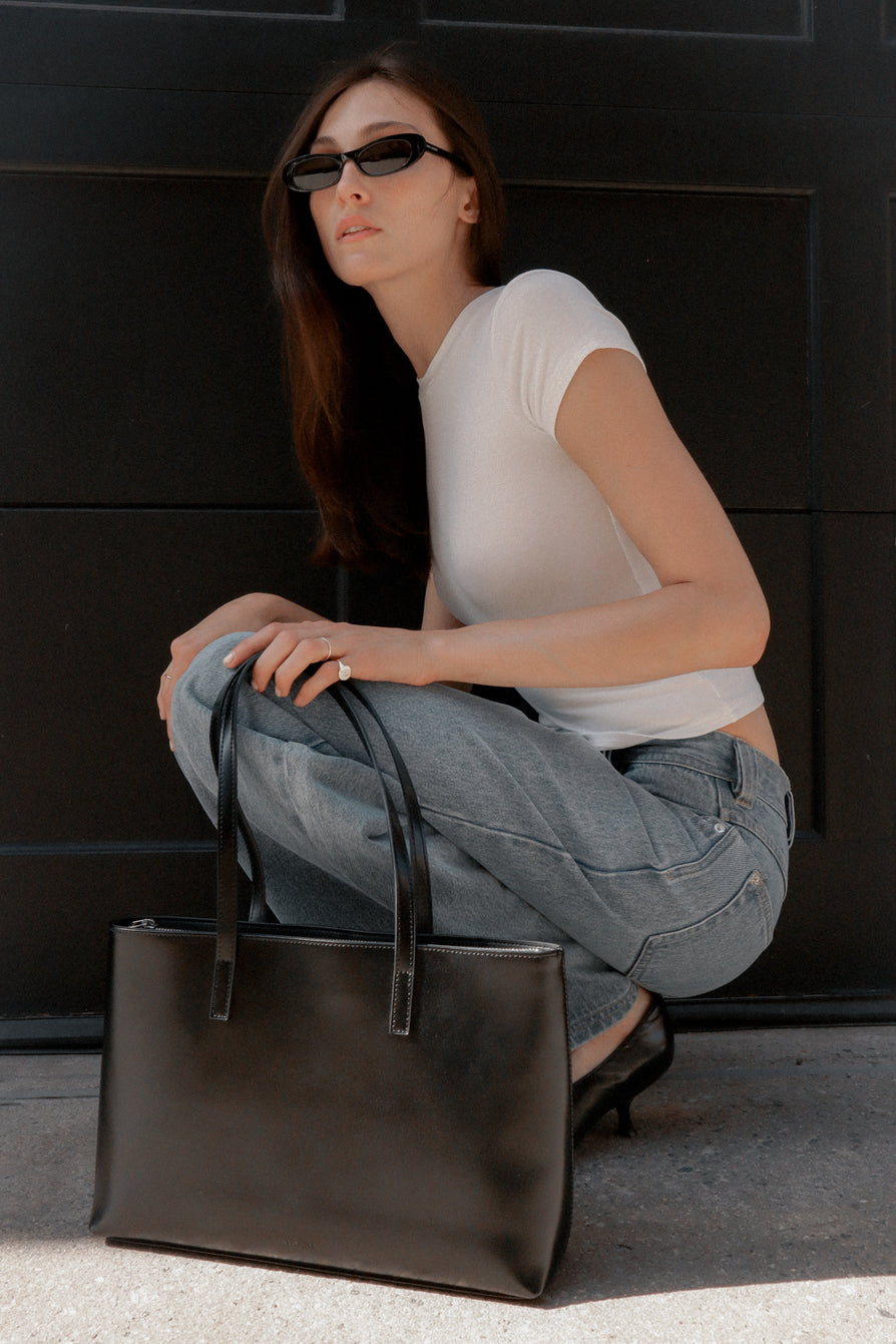 THE CARLY WHITE TEE | CAMPAIGN