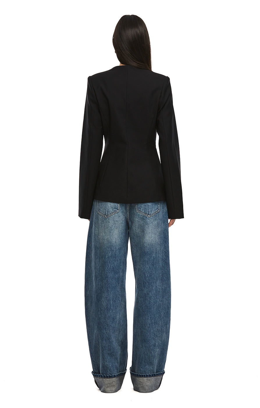 THE CELINE COLLARLESS BLAZER | model