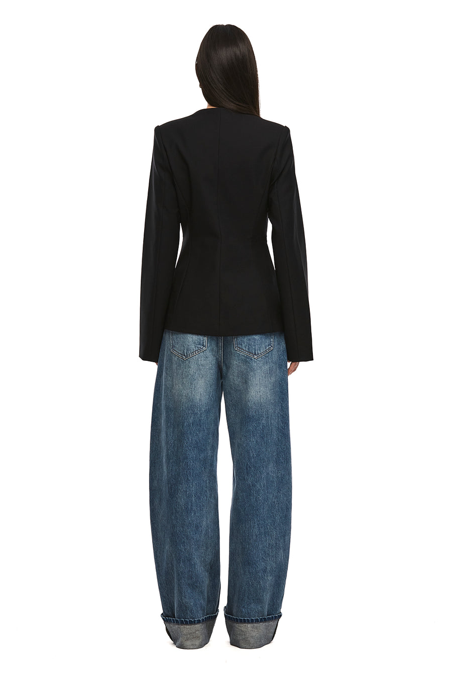 THE CELINE COLLARLESS BLAZER | model
