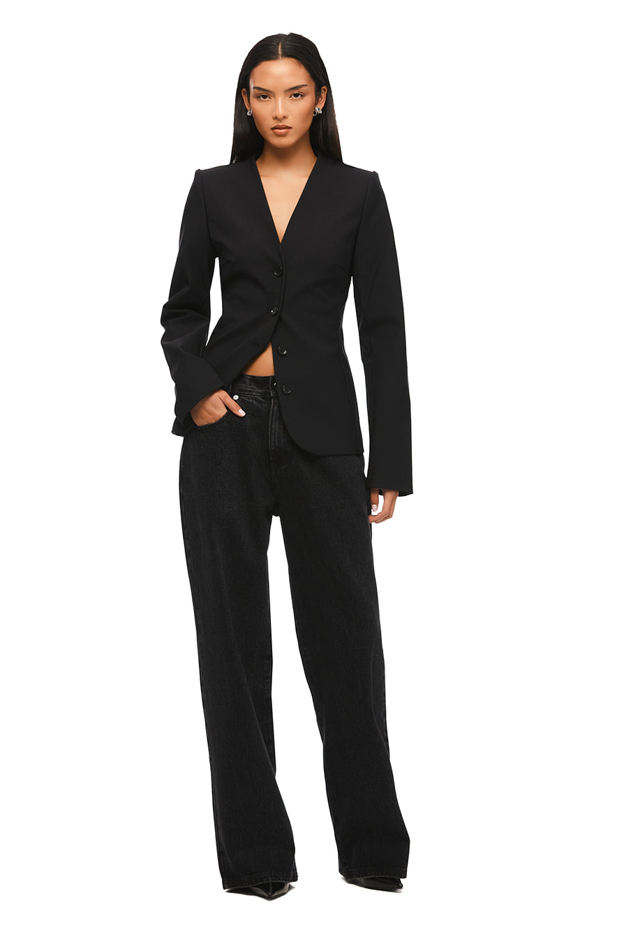 THE CELINE COLLARLESS BLAZER | model