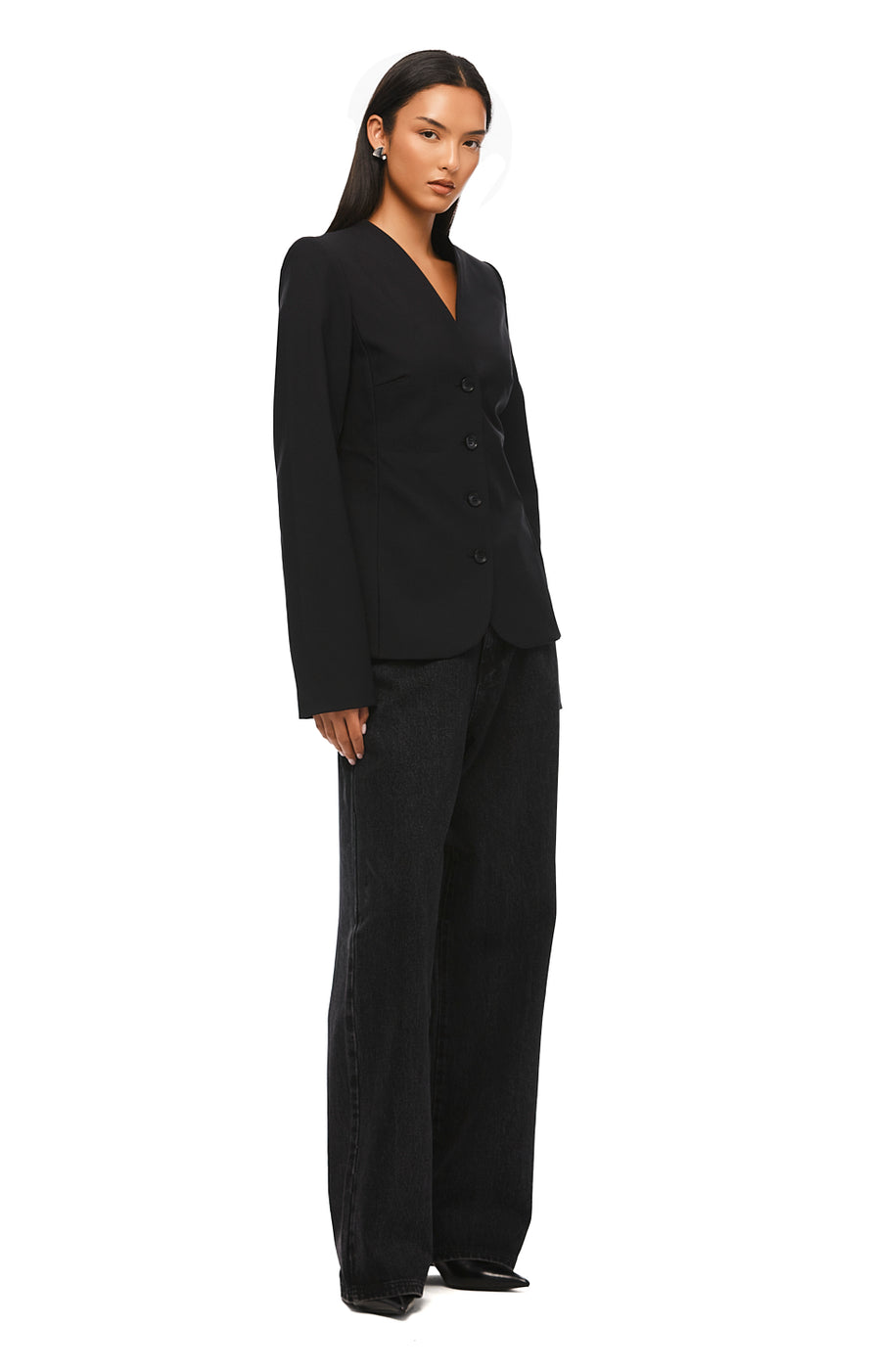 THE CELINE COLLARLESS BLAZER | model