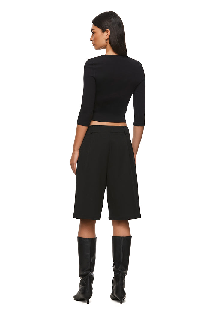 THE DENVER BLACK TOP | MODEL