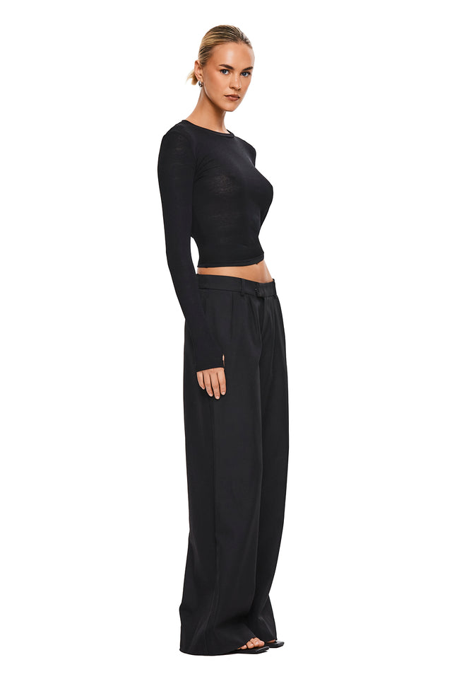 THE DOVE BLACK LONG-SLEEVE TOP 