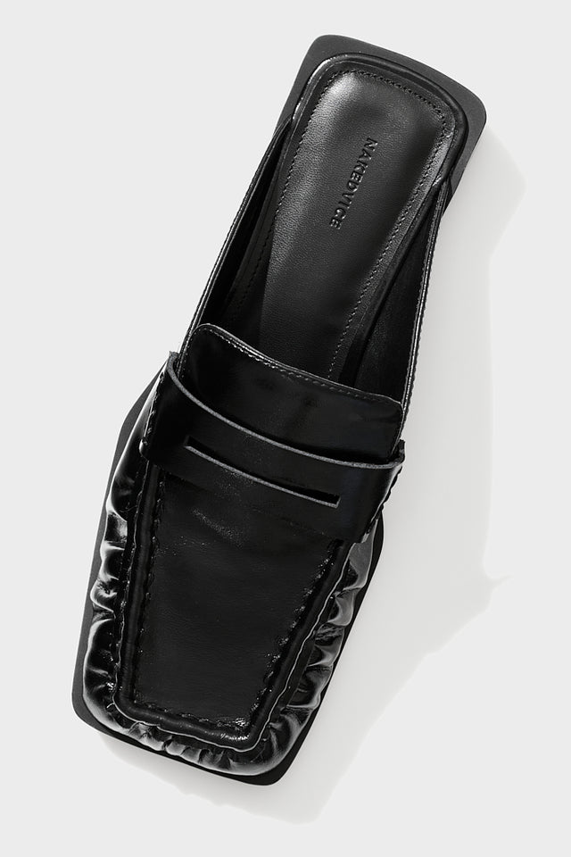 THE DUSTIN BLACK LOAFER 