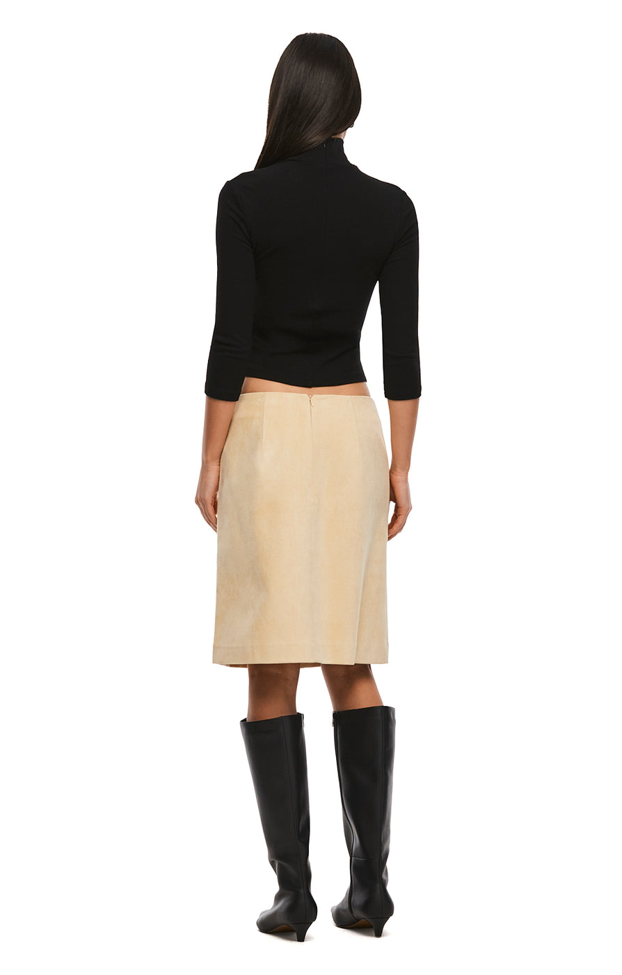 THE HANSEN BLACK TOP | MODEL