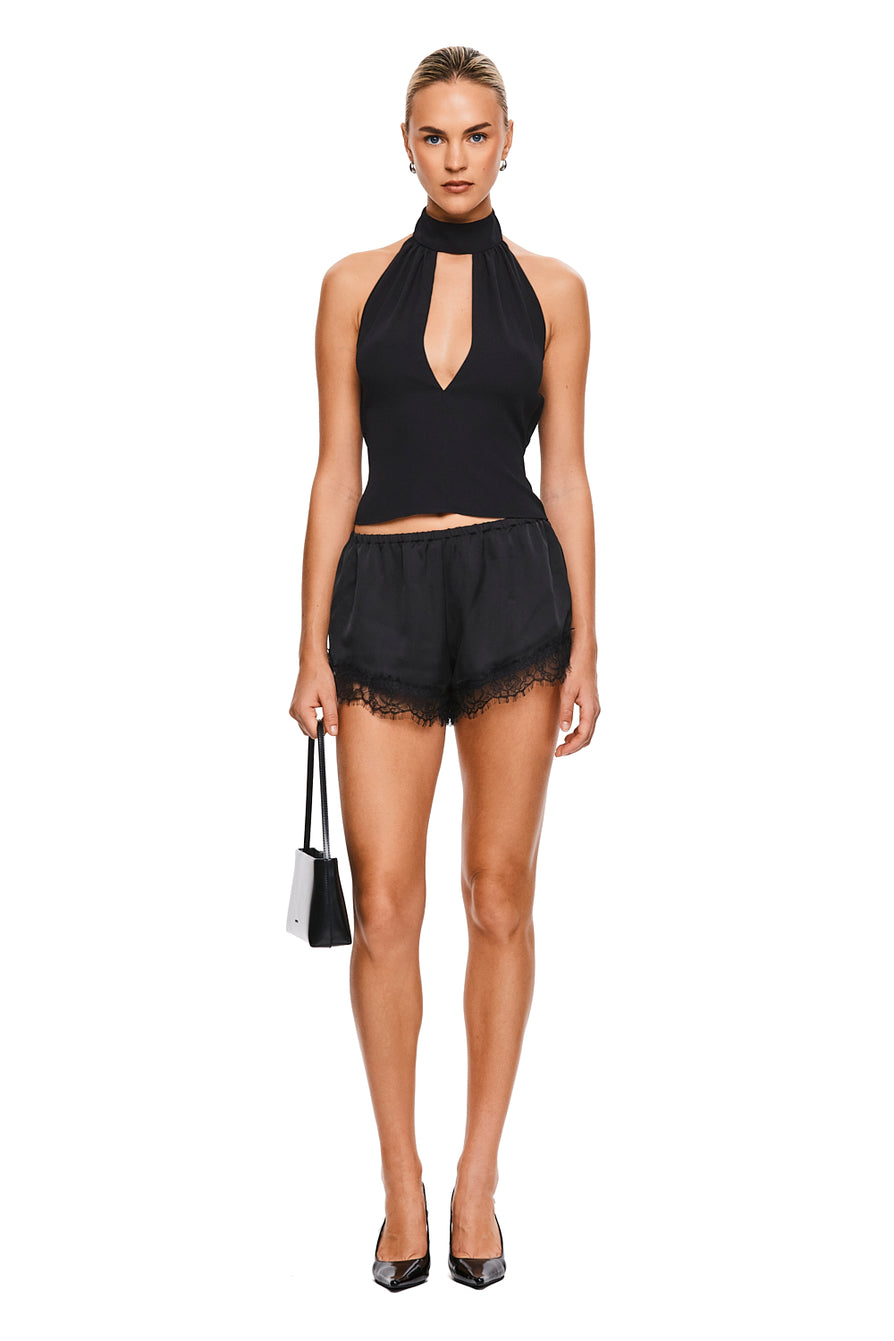 THE BENNY BLACK LACE SHORT | MODEL