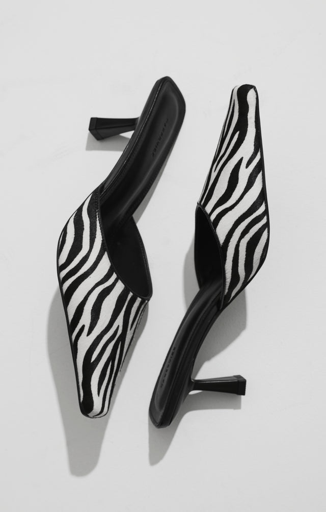 THE KINGSLEY ZEBRA HEEL