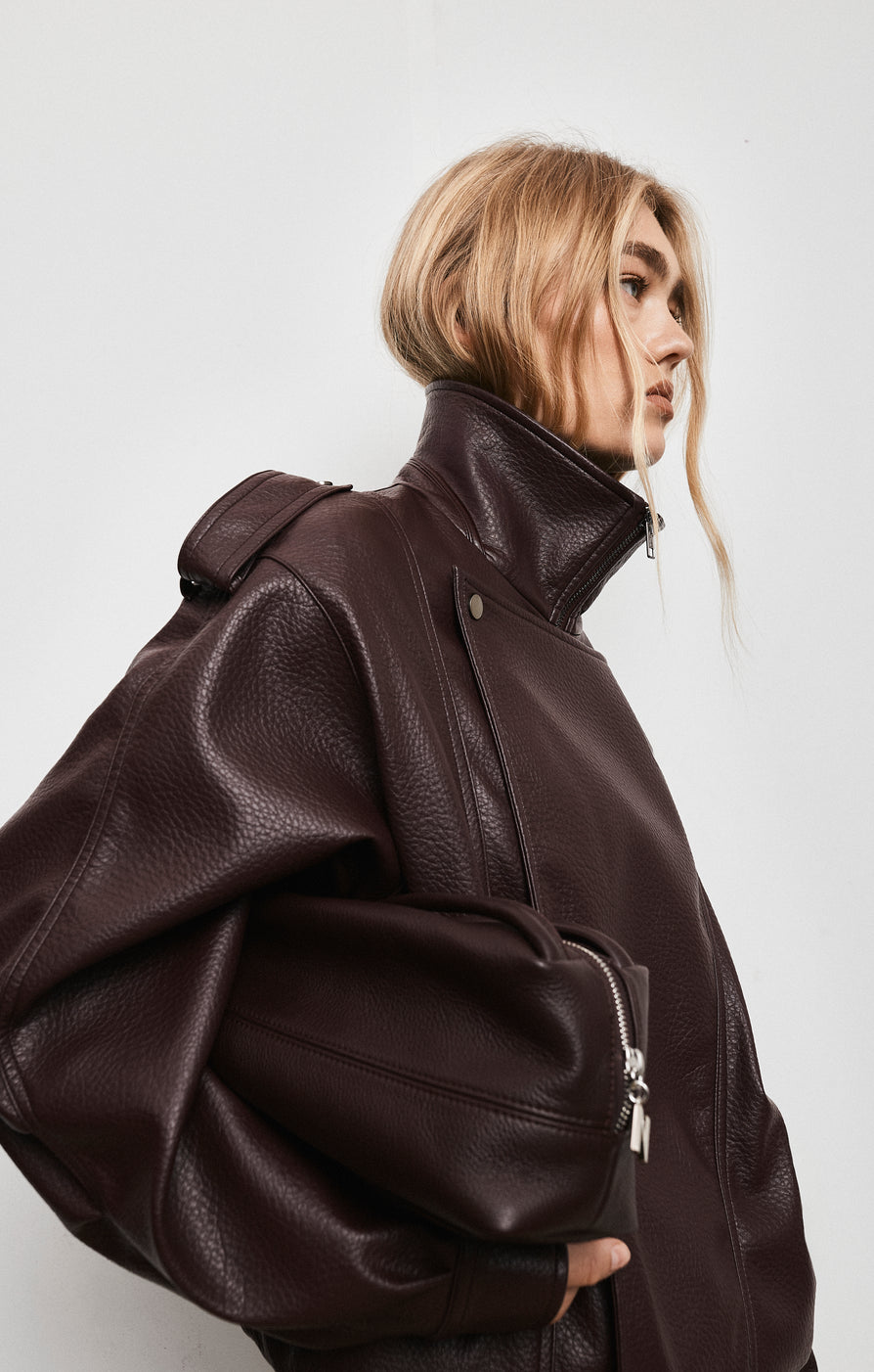 THE LEYLA BERRY BAG | campaign