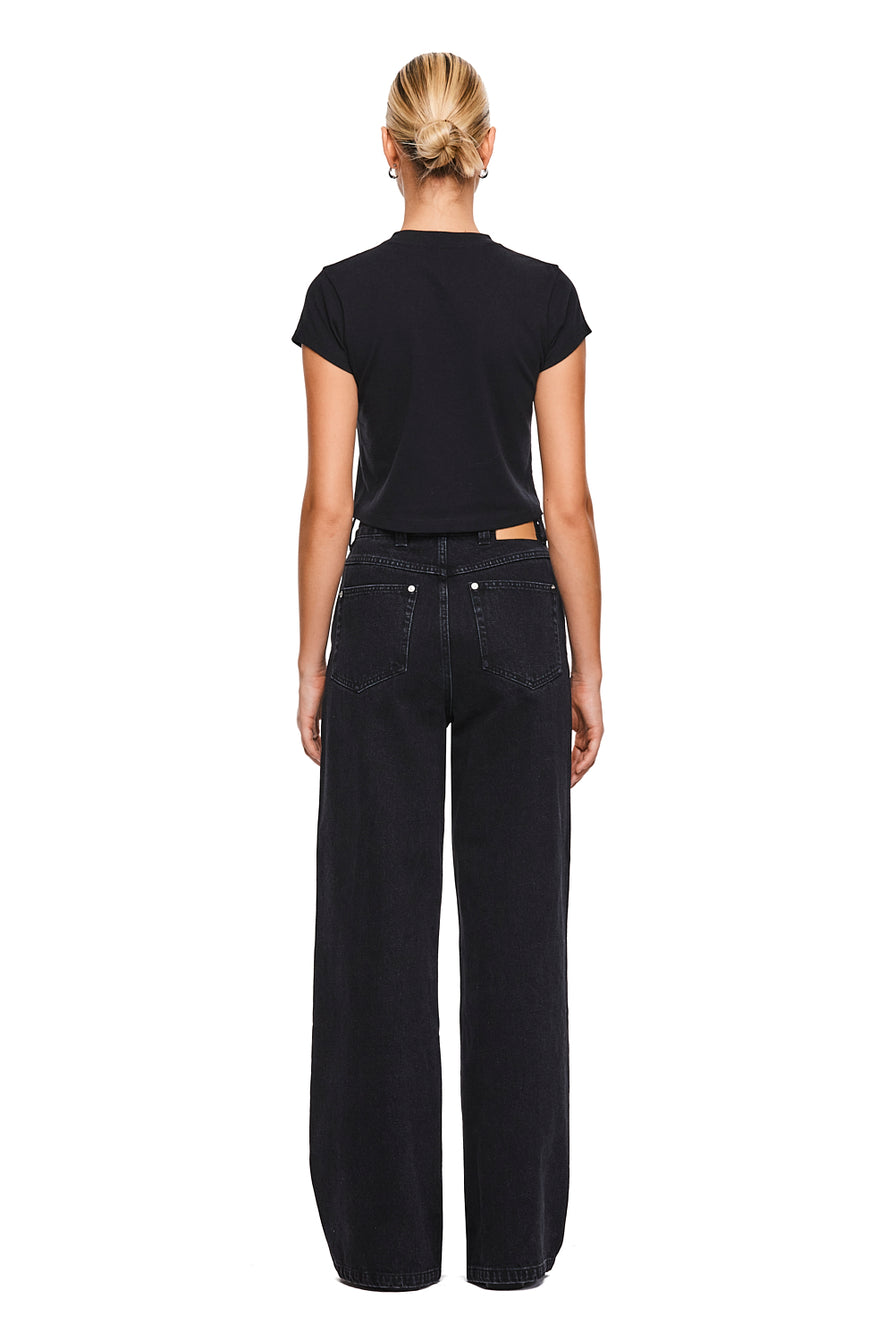 THE TURNER BLACK JEAN | MODEL