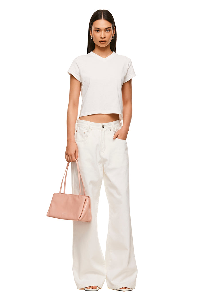 THE MADISON WHITE TEE | model