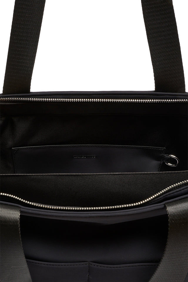 THE MAPLE BLACK BABY BAG 