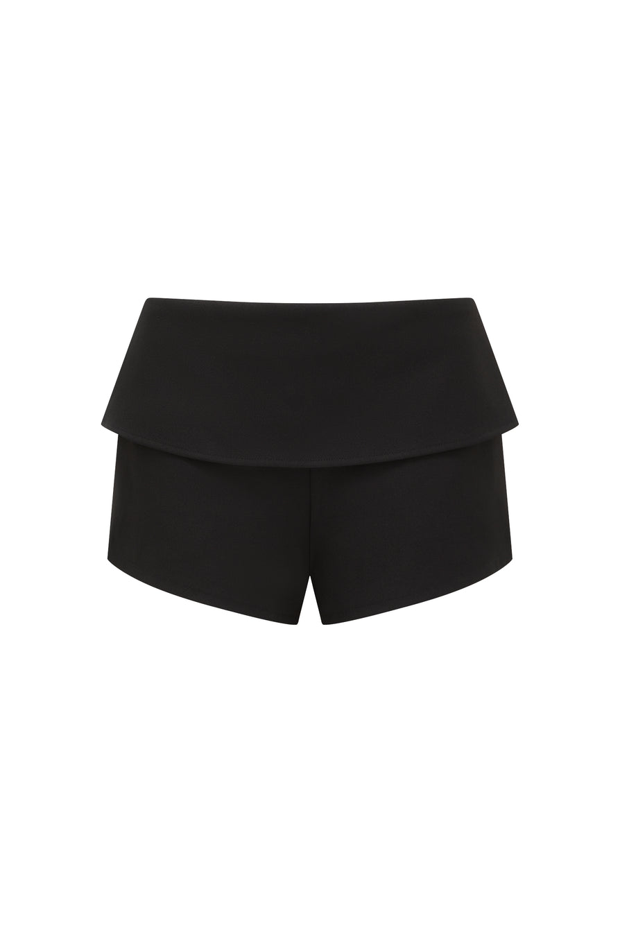 THE NESSA BLACK SHORT | GHOST